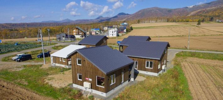 Niseko Highland Cottages Hotels in Niseko