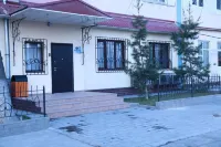 HAYOT HOSTEL Hotels in Urtasaray