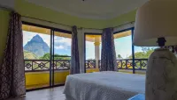 Sea Piton View Apartment- Location, Convenience, Modern Living Hotels in 