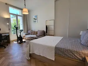 Super Flat, Garden. Bnbrickeys