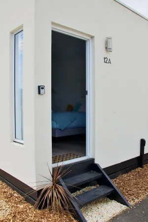 Peninsula Beachside Accommodation Отели рядом с достопримечательностью «Mangata Massage»