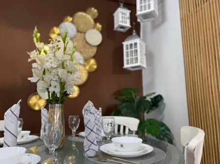 Maya Homestay Putrajaya Отели рядом с достопримечательностью «Masjid Tuanku Mizan Zainal Abidin (Masjid Besi)»