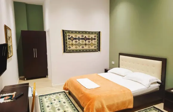 裏裏別墅旅館 - 培拉特