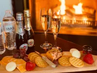 Chambery Inn Hotels in Lee