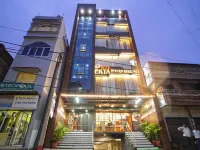 Hotel Ekta International !! 300 MTS from Baba Baidyanath Dham Temple !! 디오어 호텔
