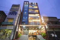 Hotel Ekta International !! 300 MTS from Baba Baidyanath Dham Temple !! 住宿飯店