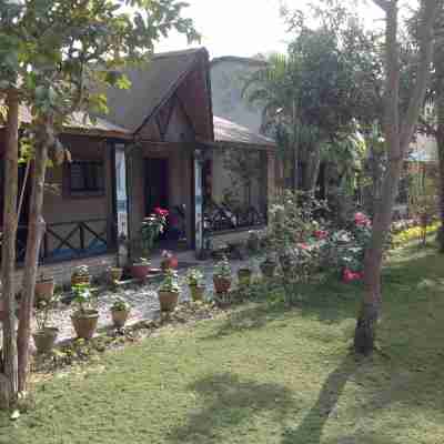 Chitwan Tiger Camp Hotel Exterior