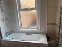 1 Bed Flat - Sleeps 5 - Parking - Wifi Hotels in 