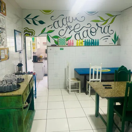Onça da Praia Hostel