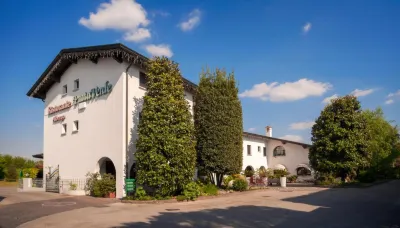 Hotel Ristorante Prata Verde Hotels near Parcheggio Camion Electrolux