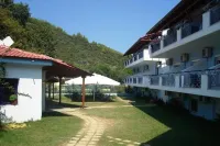 Asterias Hotel