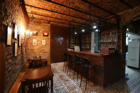 Yesilkoy Airport Hotel Отели рядом с достопримечательностью «Музей авиации»