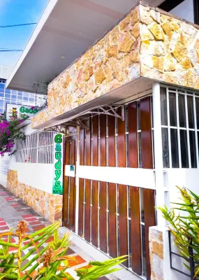 Gaudy's Hostel Hotels in 