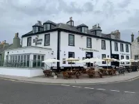 The Harbour House Sea Front Hotel Отели в г. 