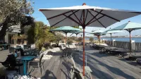 Hôtel les Brises Hotels in Rivedoux-Plage