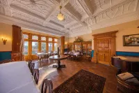 Pen-y-bryn Hotels in Herbert