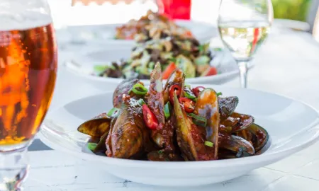 Dongara Hotel Motel Отели в г. Донгара