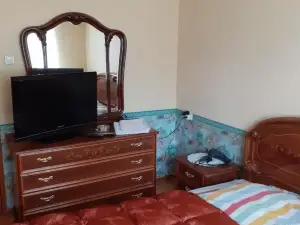 Ioman Haus