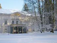 Zámek Ratměřice - Hotel & Resort Hotel di 
