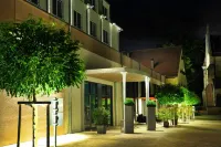 Hotel Sonne Hotels in Neuendettelsau