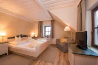 Landhotel Lindenhof Hôtels à proximité de : Wurzelpark Arriach - Gerlitzen