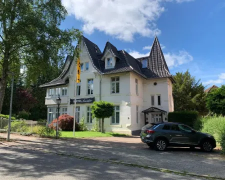 Hotel Seeufer Hotels in Plon