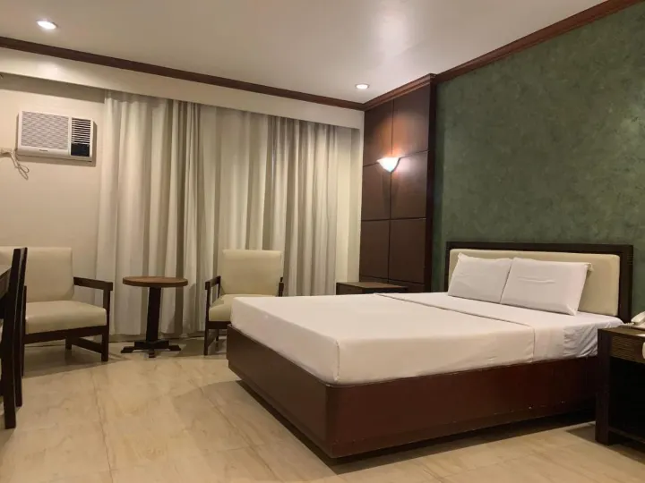 De Luxe Hotel