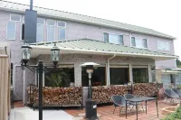 Shikisai No Sato Manyu Hotels in Кірішіма