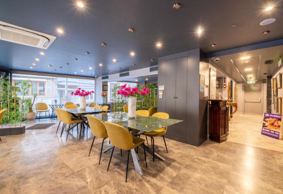 La Wisteria Boutique Hotel Istanbul, Istanbul - 2026 Prices & Reviews |  Trip.com