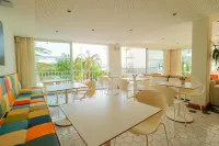 Es Mitjorn Hotel a Sant Antoni de Portmany