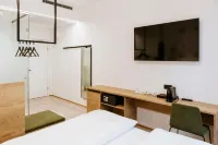 Hotel Bee Green