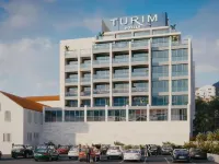 Madeira Turim Santa Maria Hotel Hotels near Se