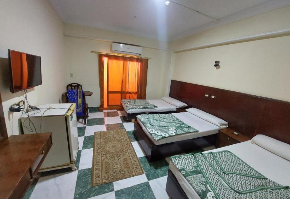 Delmon Hotel 외관 이미지