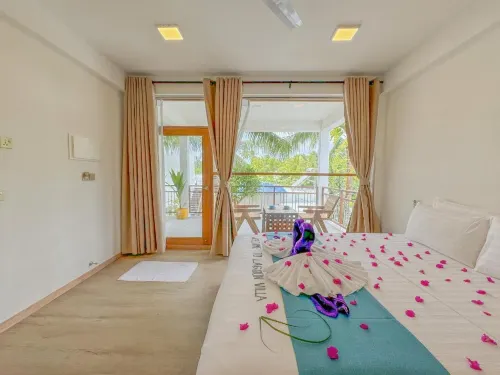 Lagoon Villa Thoddoo - balcony