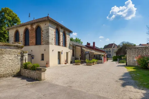 Le Moulin du Landion Hotel et Spa Hotels in Bar-sur-Aube