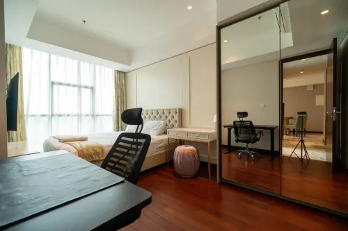 Luxury & Bright 2Br Chianti Tower Mall Access