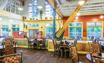 Denali Park Village