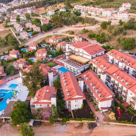 Sunshine Holiday Resort
