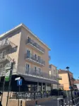 Hotel Scarlet