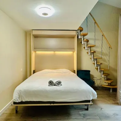 Élégance • Modern French Villa with air conditioner 98m2 コデラン周辺のホテル