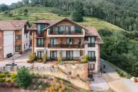 Hotel Cerro la Nina Hotele w: 