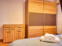 Victoriei Skyline Apartment - Steps from Old Town 카롤 공원 주변 호텔