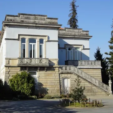 Hotel Villa Garden Braga Отели рядом с достопримечательностью «Брага Мунисипал»