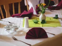 Gasthaus & Hotel Zur Linde Hotel di Friedrichroda