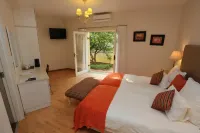 Villa Moringa Guesthouse