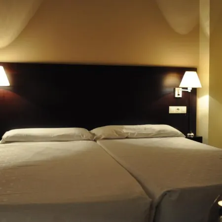 Apartamentos Luxsevilla Palacio Отели рядом с достопримечательностью «Эсте»