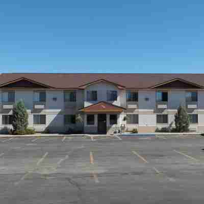 Super 8 by Wyndham Bemidji MN Hotel Exterior