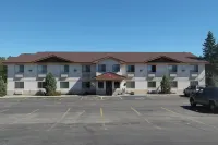 Super 8 by Wyndham Bemidji MN Hotels near Paul Bunyan Mall