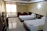 Auychai Grand Hotel Hotels in Lang Suan District