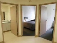 Residence & Conference Centre - Hamilton Hotels in Hamilton